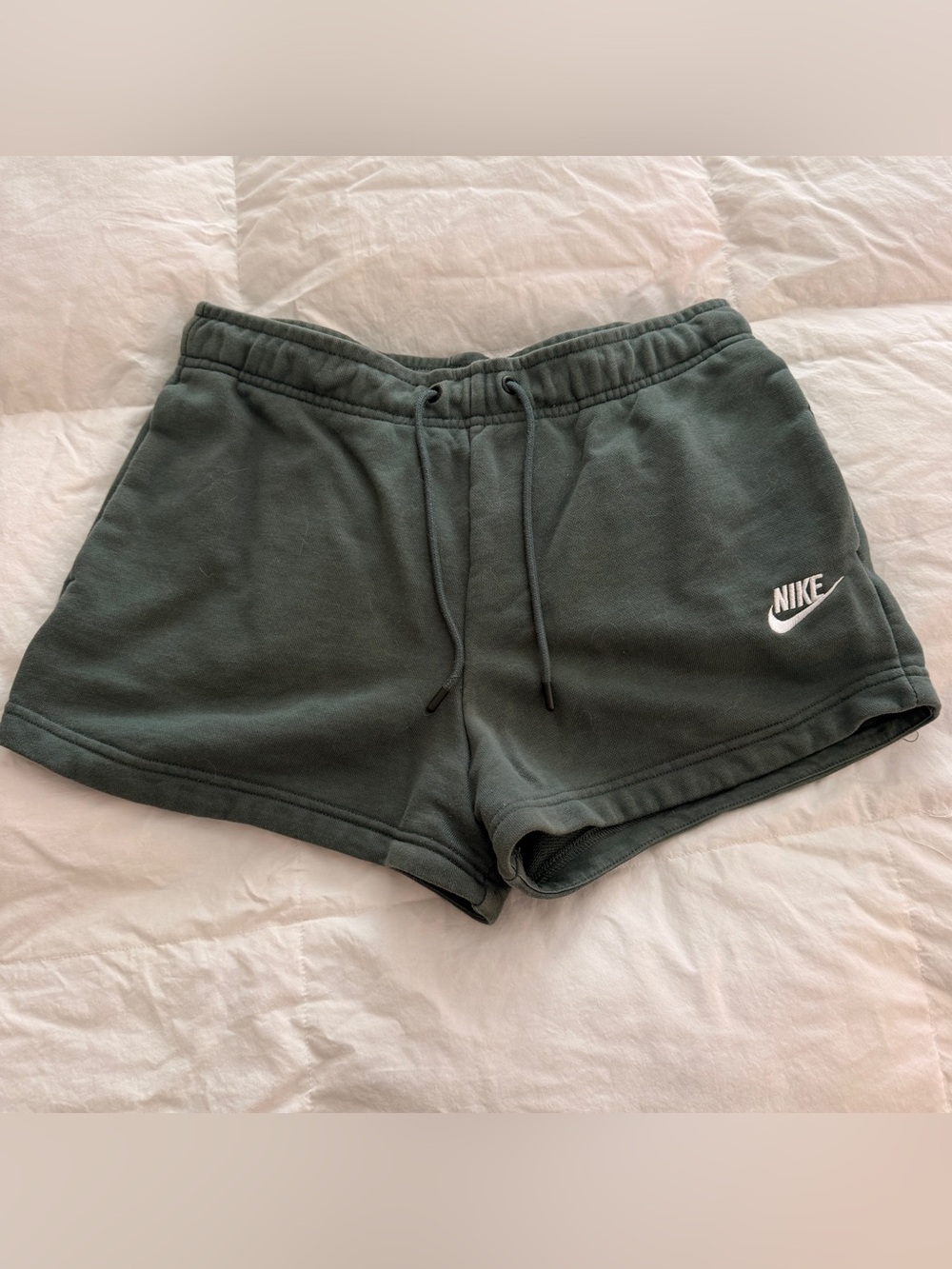 Nike Olive Green Drawstring Athletic Shorts w/ Pockets Size Small